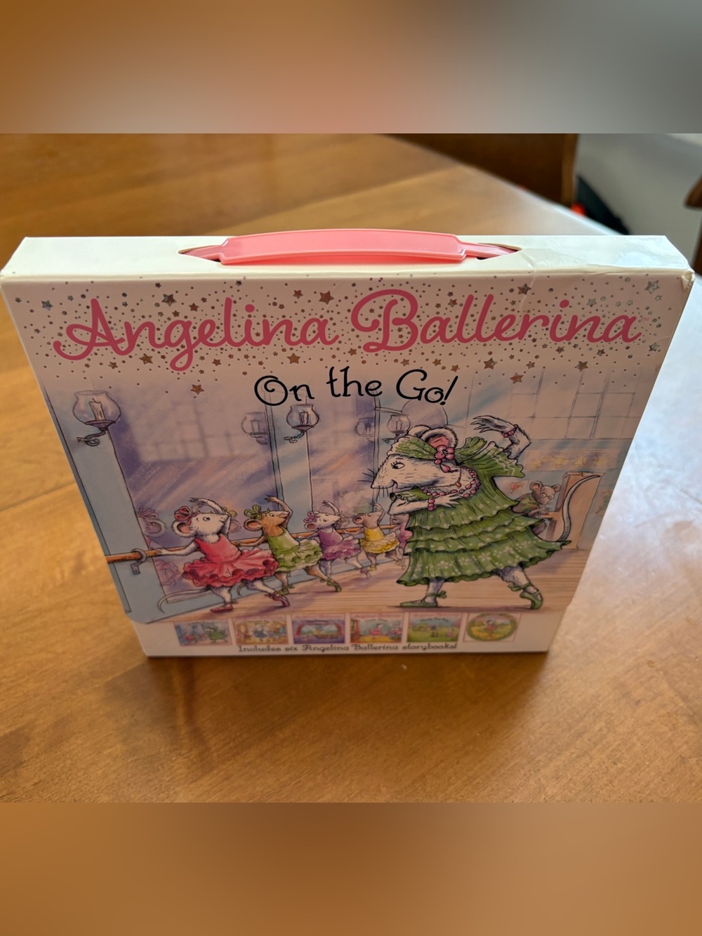 Angelina Ballerina Book Set (7) in carry case.